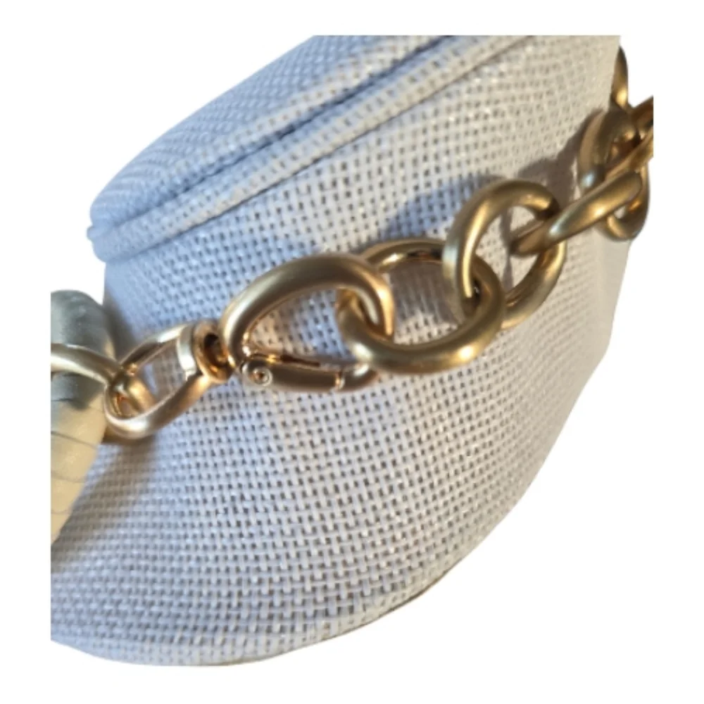 Cult Gaia Valence Oversized Choker in Winter White Leather Gold Rolo Chain - Picture 5 of 8